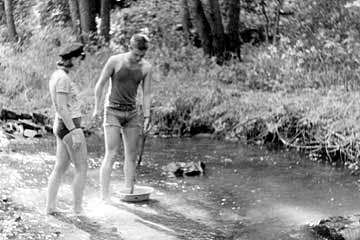 Plavení lavoru se provádělo jen v Maloticích (Jenufa 1983)