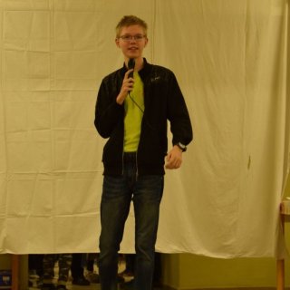 modeátor scénky Rosoámků
