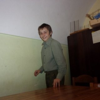 bacha na něj