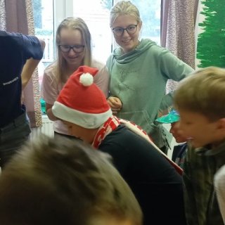 Rychle se obleč, ať si můžeš dát čokoládu!
