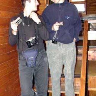 Příprava na tradiční foto na schodech, které prostě musí být.
