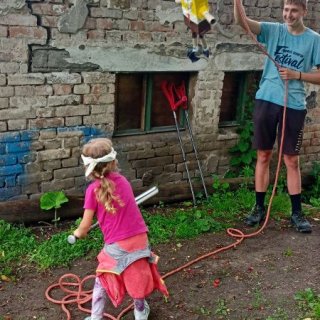 Piňata (Máslovi narozeniny)