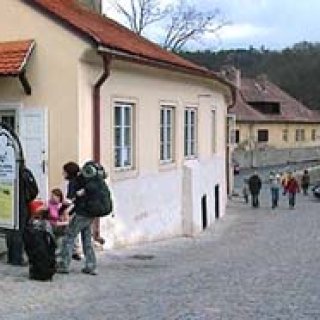 Čekání na lístky na Křivoklátě