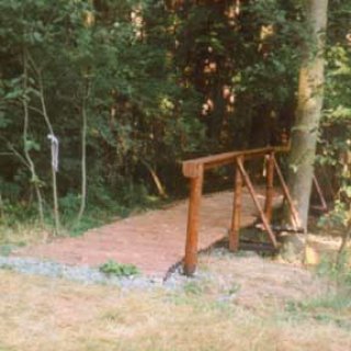 novostavba jen září