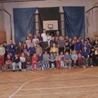 Všech 74 účastníků pohromadě
