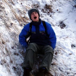 Když je málo sněhu může to být sakra adrenalinový sport.