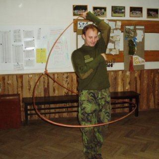 Slon začal plnit orlí pera z lasování