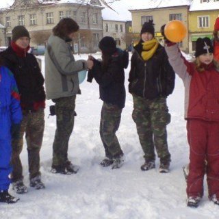 Komu doletí dál balónek?
