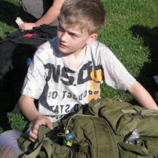 Ten batoh je těžký.