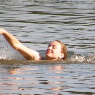 Koupání ve Starých Splavech.