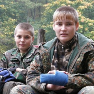 Drsní můži.