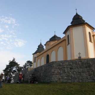 U kaple Anděla Strážce na kopci nad Sušicí