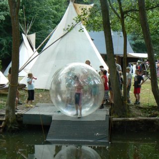 aqua zorbing V.