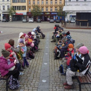 svačina na náměstí