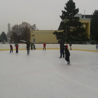 Bruslíme, bruslíme