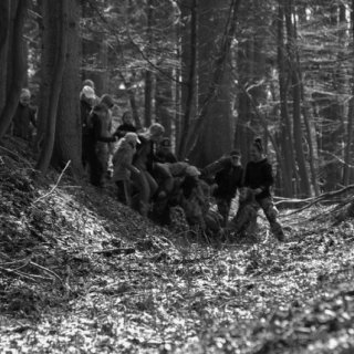 Průzkumníci se vrhají na Doubravu, který se ani nezmohl na odpor