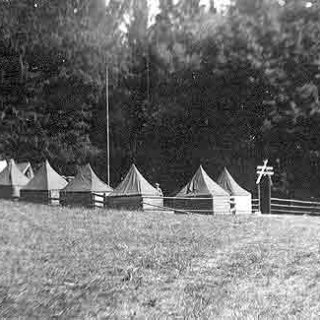 Tábor 1972, na kterém proběhla legendární celotáborová hra Rena