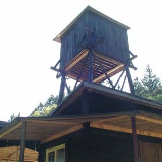 Když už si napumpuju, tak si to ve vaně pod sprchou i užiju.