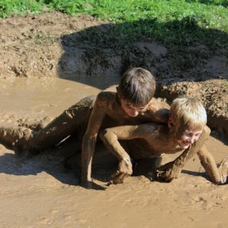 Pouť - bahení zápasy
