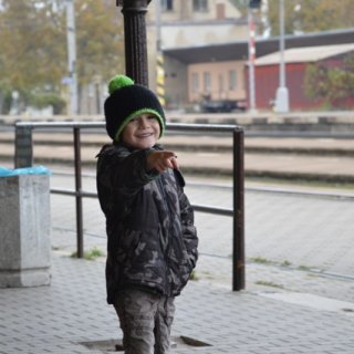 „Tam, hele tamhle jsou“