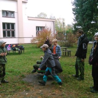 Kdo si hraje, nezlobí